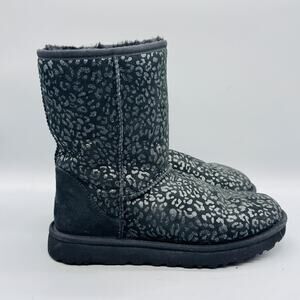 UGG Boots Womens 9 Black Suede Classic Short Shearling Glitter Animal Print